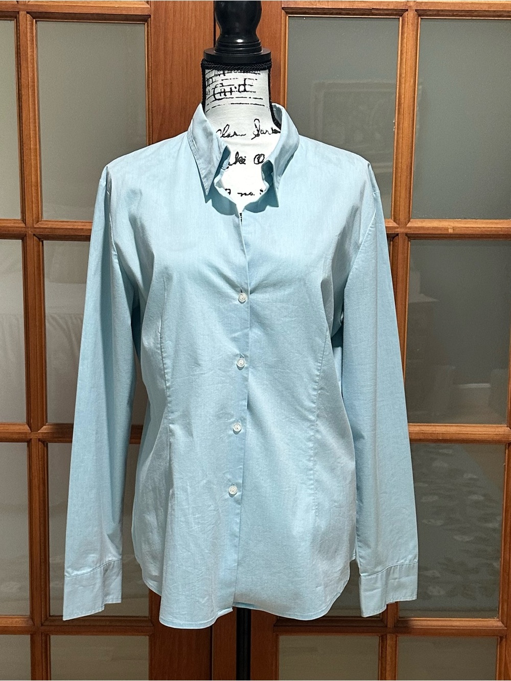 New York & Company Light Blue Citystretch Button down Shirt (Sz. XL)